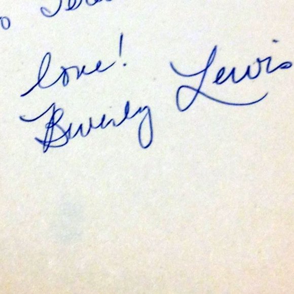 3 for $10 book sale! Amish -  The Missing, signed w/bookmark. Beverly Lewis - Picture 5 of 9